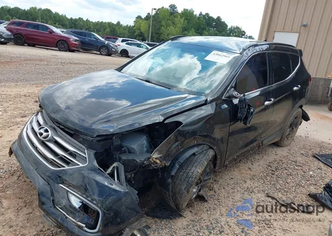 2017 Hyundai Santa Fe Sport 2.4L z USA, uszkodzony, nr VIN 5NMZU3LB8HH019112